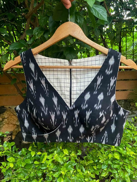 BLACK AND WHITE  COTTON IKAT REVERSIBLE READYMADE BLOUSE