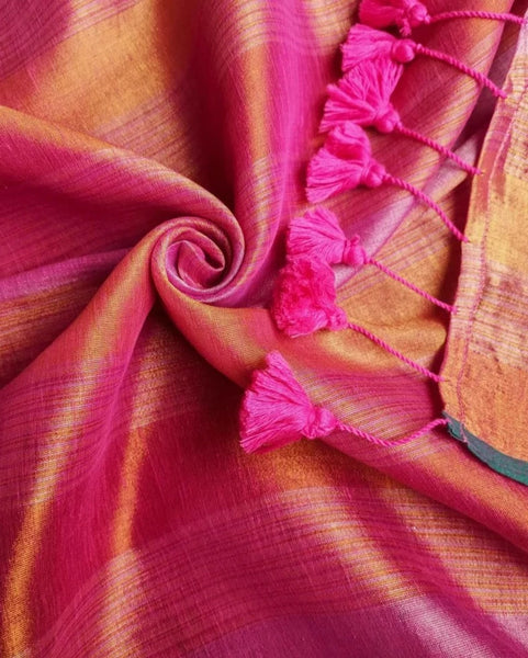 Stunning Saree Made of Cotton and Zari