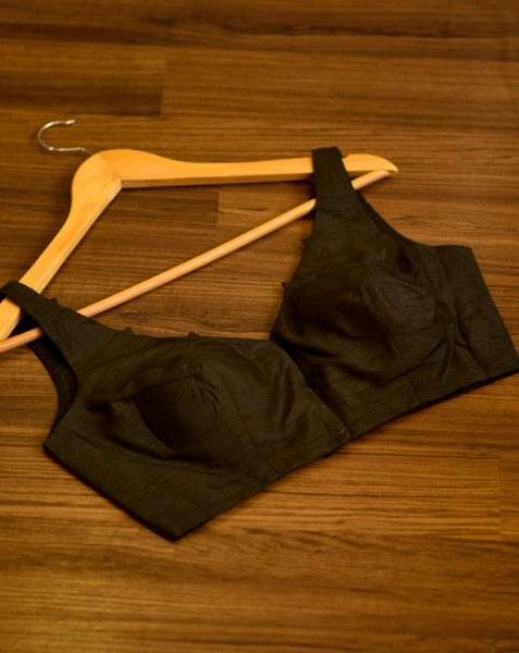 Black Sleeveless Blouse