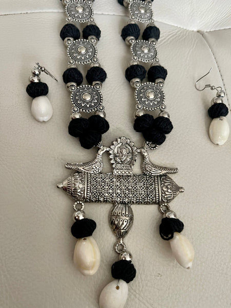 German Silver Thread Shell Jewelry with Earrings