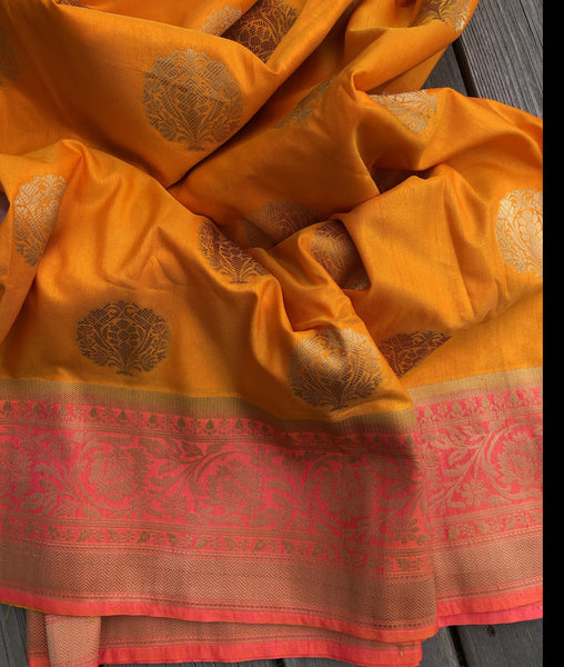 Pure Soft Handloom Silk Saree In Orange and Coral