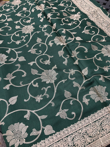 Forest Green Pure Handloom Silk Saree with Beige Embroidery