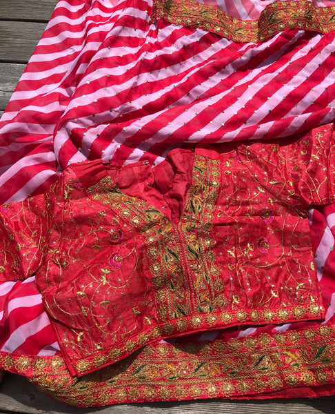 ReddishPink and White Georgette Chiffon Saree with Readymade Blouse