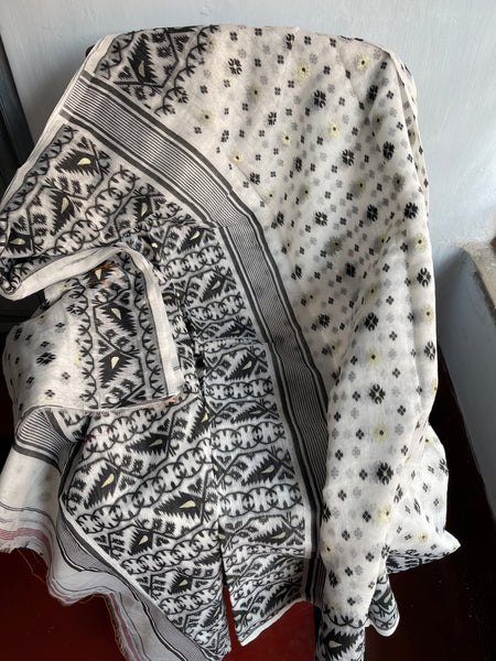 Black & White Jamdani Saree with Traditional Woven Design