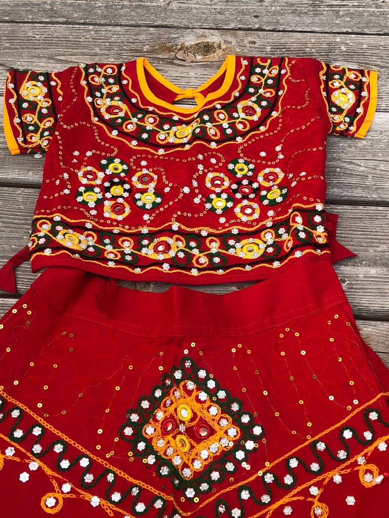 Image result for gujarati mirror work sarees | Mirror work saree, Garba  dress, Indian designer outfits