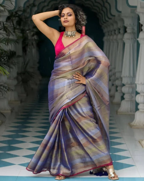 Colorful Saree Made of Cotton and Zari